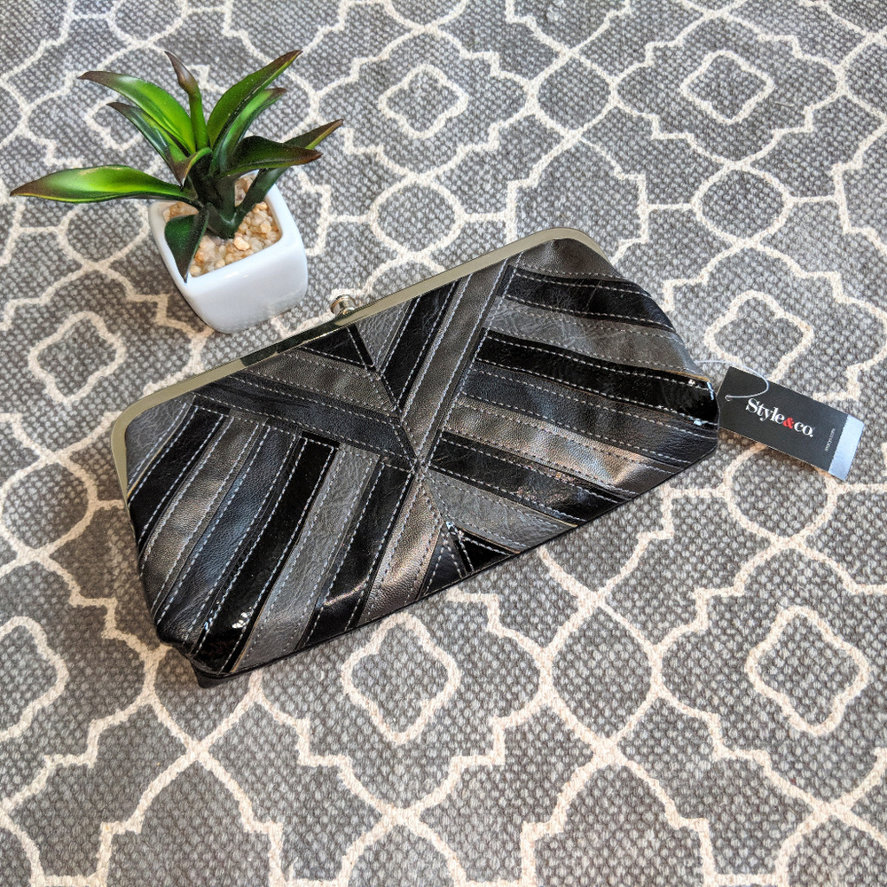 🆕 STYLE & CO Black Gray Silver Clutch